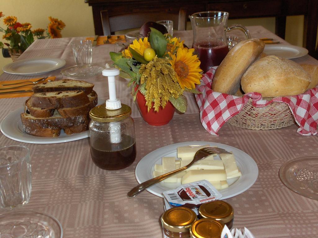 B&B La Gibiana Costigliole d'Asti Quarto foto